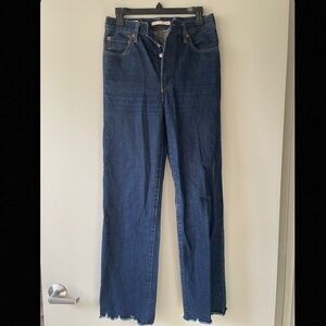 Levi’s Size 28 Ribcage Straight Jeans